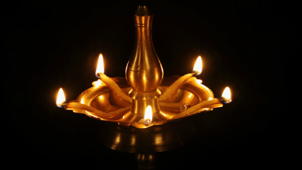 nilavilakku malayalam