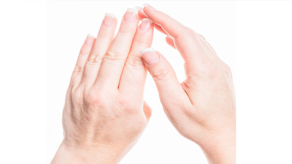 thumb twithcing thumb twithcing