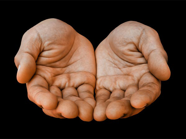 Shakun Shastra: Itching These Body Parts Indicates Your Fortunes For Money Gain