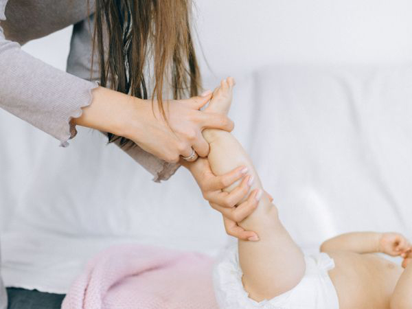 Juvenile Arthritis Signs, Symptoms And Possible Treatment You Should Know About Juvenile Arthritis Signs, Symptoms And Possible Treatment You Should Know About