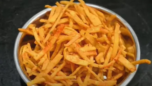 Pachari Maavu Chips