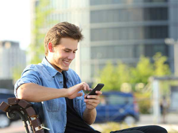 how to impress a girl through chatting