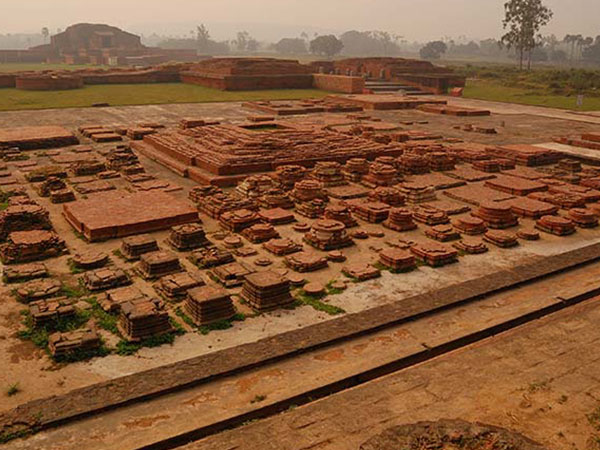 Here we will tell you about some amazing facts about the ancient nalanda university Take a look