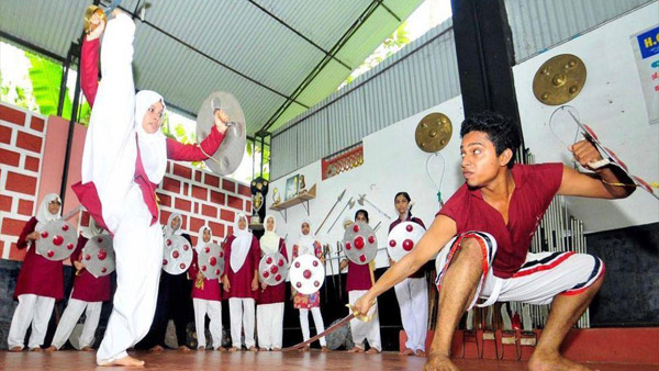 Kalari Gurukkal Haneefa and Daughter Arifa