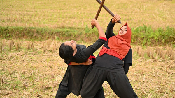 Kalari Gurukkal Haneefa and Daughter Arifa