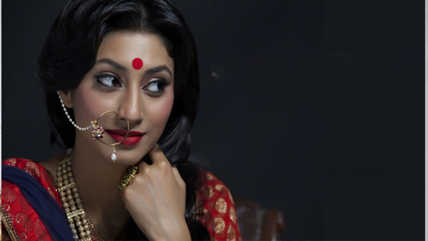 Unlucky Moles on Women s Face