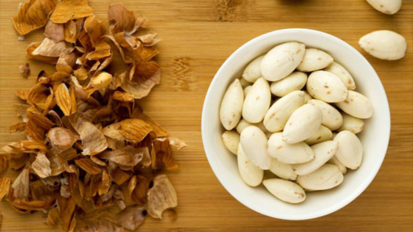 Weight Loss with Soaked Almonds