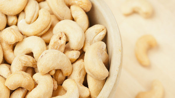 Cashews daily intake