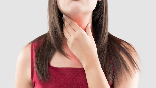 Thyroid Symptoms in Female