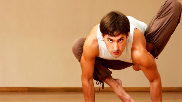 Essential Yoga Asanas Essential Yoga Asanas