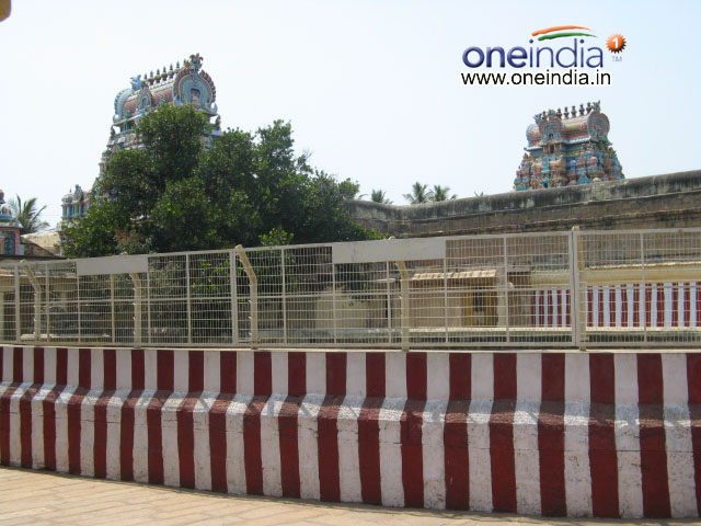 Srirangam Lord Vishnu Temple
