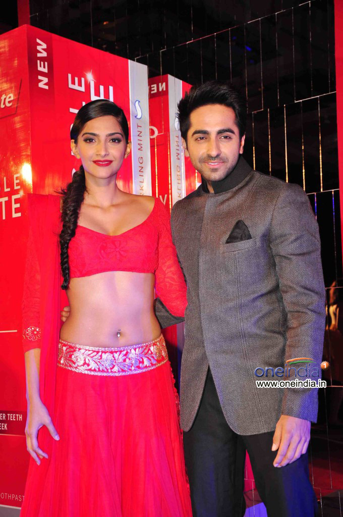 Sonam Kapoor Launch Colgate Visible White toothpaste