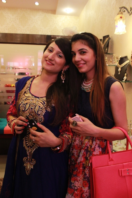 Fashion Designer Pooja Motwani Store Launch