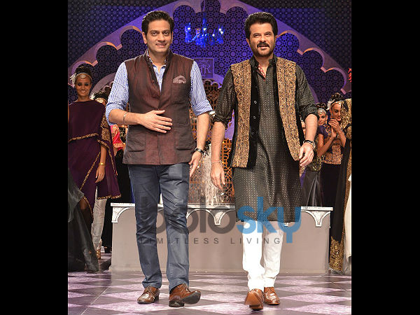 Raghavendra Rathore Gives Futuristic Look to Day 3 IBFW 2013 - Boldsky