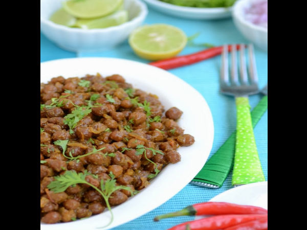 Weekend Special Chatpate Chane Recipe