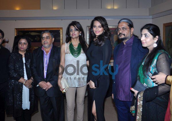Sonakshi Sinha stuns during Painting Exhibition of Neeraj Goswami