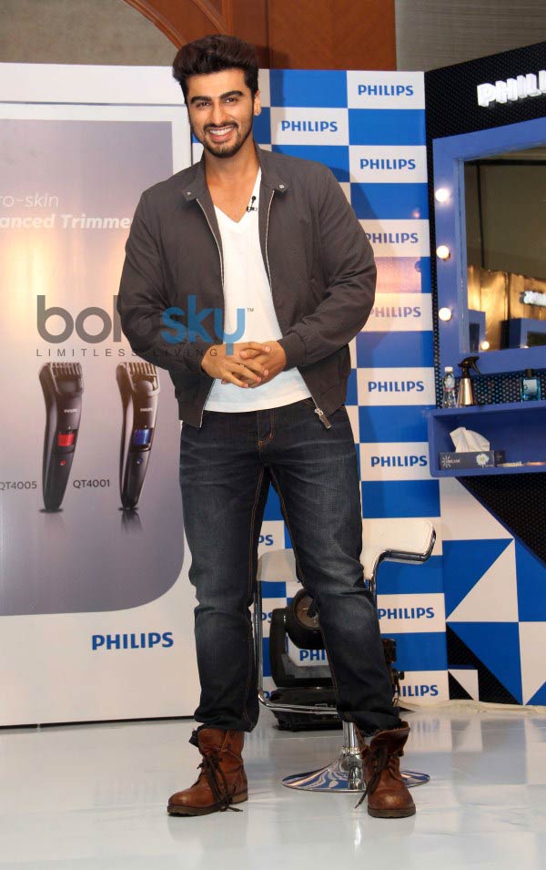 Arjun Kapoor Endorse Philips India Male Grooming Range
