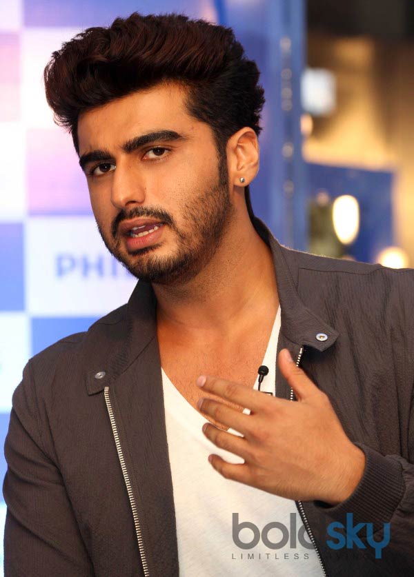 Arjun Kapoor Endorse Philips India Male Grooming Range