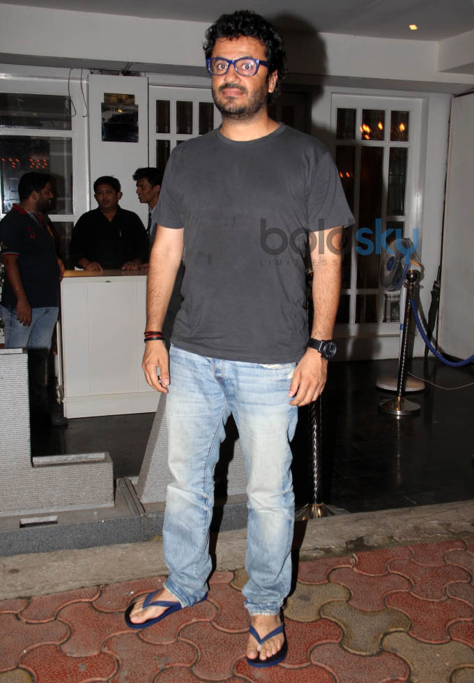 Huma Qureshi snapped at Villa 69 in Juhu