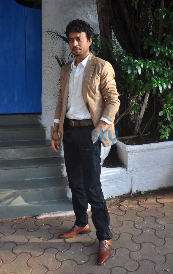 Kangana Ranaut and Irfan Khan Promote their upcoming movie