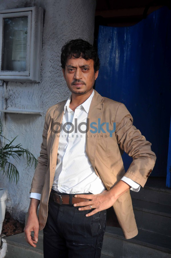 Kangana Ranaut and Irfan Khan Promote their upcoming movie