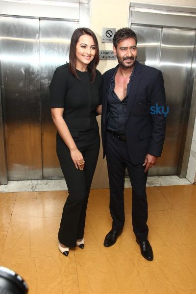 Sonakshi Sinha And Ajay Devgn Promote Action Jackson