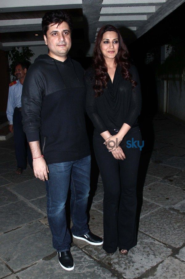 Sonali Bendre And Goldie Behl Wedding Anniversary Celebrations