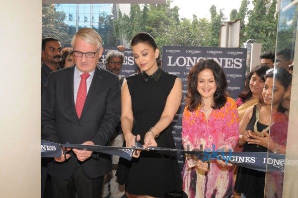 Aishwarya Rai Inaugurates Longines Boutique