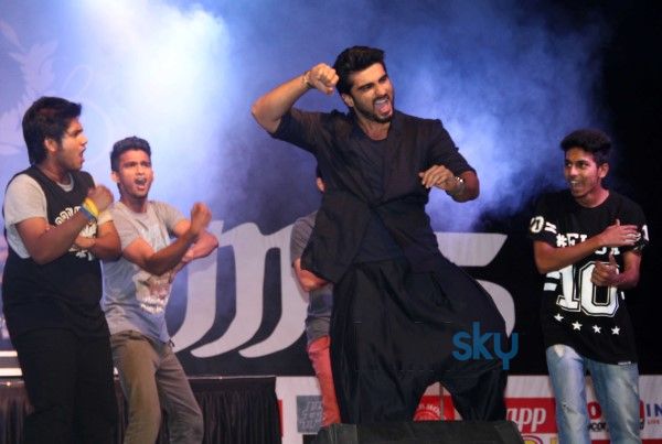 Promotion Of Movie 'Tevar' At Mithibai College Fest