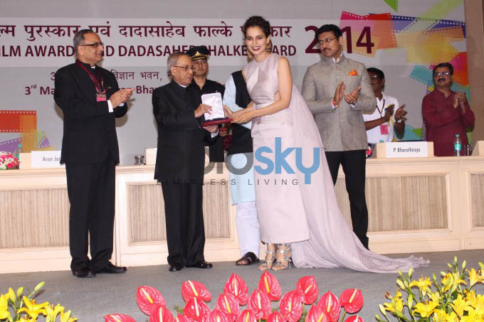 Kangana Ranaut Received National Award At Rashtrapati Bhavan IN NewDelhi