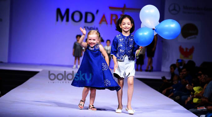 Mod'Art International Fashion Show By Their Creative Students