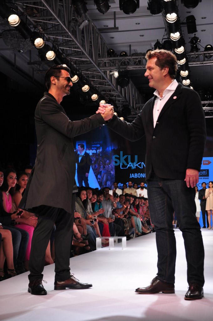 LFW Day 4 - Bugatti Show