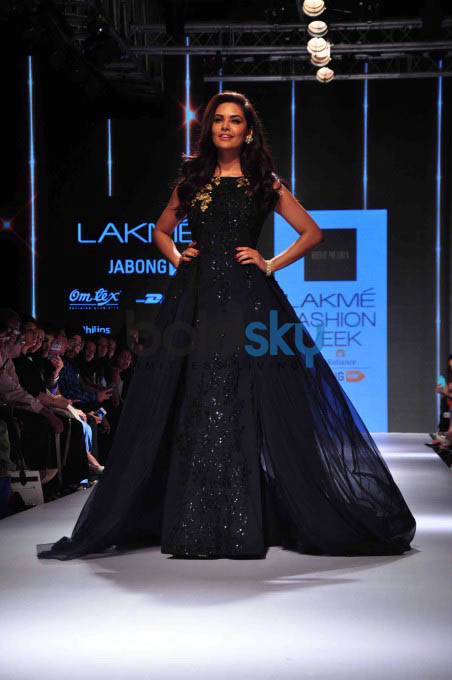 LFW Day 5 - Anushree Reddy, Arpita Mehta, Ridhi Mehra Show