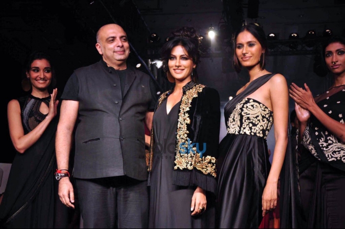 LFW day 5 - Tarun Tahiliani Show
