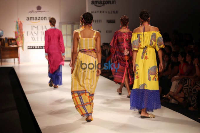 Designer Anupamma Dayal Show At AIFW