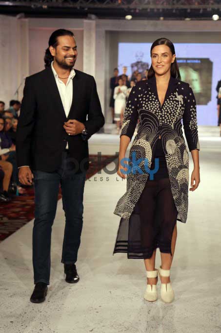 Neha Dhupia Walked The Ramp For Designer Rahul Mishra At BPFT 2015