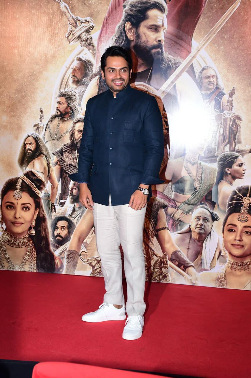 Aishwarya Rai Bachchan, AR Rahman and star cast of PS-1 snapped at press conference in Mumbai