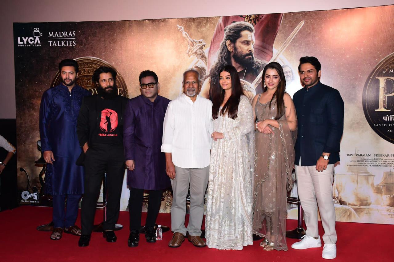 Aishwarya Rai Bachchan, AR Rahman and star cast of PS-1 snapped at press conference in Mumbai