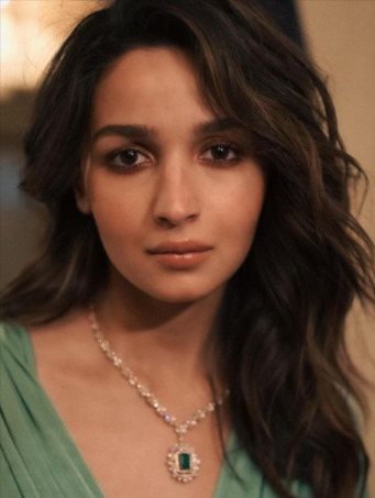 Alia Bhatt Exudes Regal Vibes In A Fern Green Georgette Gown For Zee Cine Awards 2023. Pics Inside!