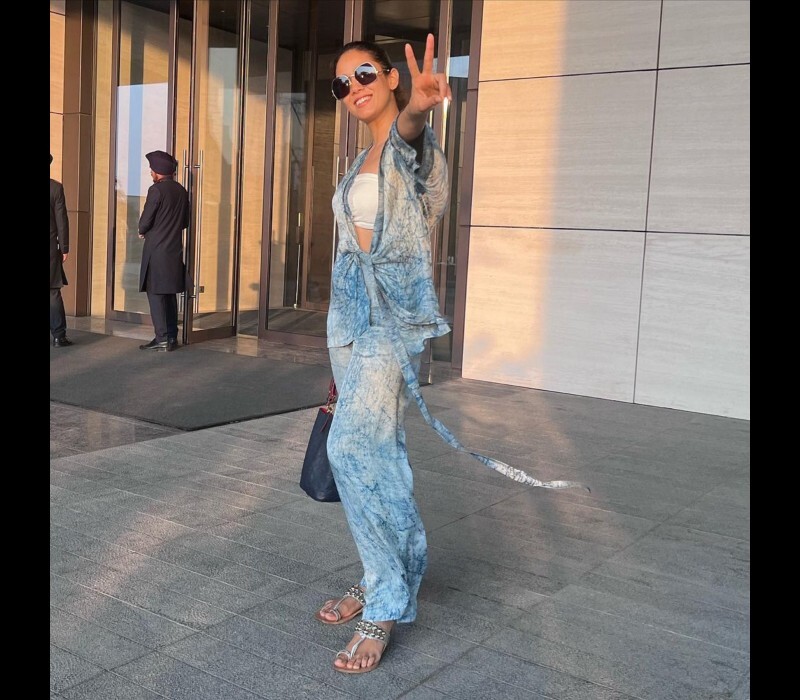 Fashion From Your Favourite Stars, Check Pics Here!