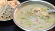 சப்பாத்தி, பூரிக்கு பக்கவா இருக்கும் முகலாய ஸ்டைல் வெஜ் குருமா ரெசிபி - ஒருதடவை ட்ரை பண்ணி பாருங்க