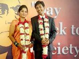 உலகே வியக்கும் படி திருமணத்தில் புரட்சி செய்த 5 சூப்பர் ஜோடிகள்!