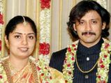 ஏற்கனவே திருமணமான பெண்களை மணந்த இந்திய நடிகர்கள்!