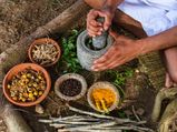 ஒவ்வொருவரும் கட்டாயம் தெரிந்து வைத்திருக்க வேண்டிய சில கை வைத்தியங்கள்!