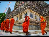 கோவிலை சுற்றிவருவதற்கு பின்னால் இருக்கும் உண்மையான காரணம் என்ன தெரியுமா?
