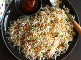 கார்லிக் சில்லி ஃப்ரைடு ரைஸ்