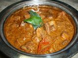 Varutharacha Mushroom Kulambu : வறுத்தரைத்த காளான் குழம்பு