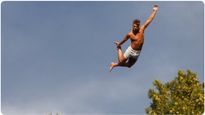 யூடியூப், டிக்டாக்கில் ட்ரெண்டாகும் ஆபத்தான 'டெத் டைவிங்' விளையாட்டு - அப்படின்னா என்ன? 