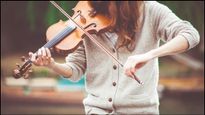 World Violin Day 2023: மனதை வருடும் சில வயலின் இசையுடன் கூடிய தமிழ் பாடல்கள்! இதுல உங்களுக்கு எது பிடிக்கும்?