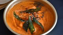 வீட்டுல கறிவேப்பிலை அதிகமா இருக்கா? அப்ப ஒருமுறை இந்த மாதிரி சட்னி செய்யுங்க.. இட்லிக்கு செமயா இருக்கும்..